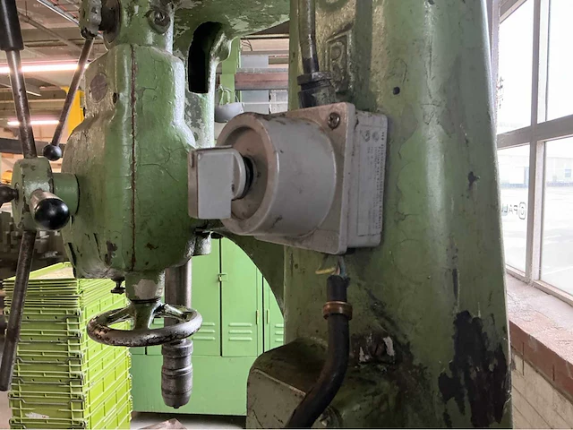 Gebr. reinhold gera, georg stenzel berlin kolomboormachine met machinebankklem - afbeelding 24 van  26