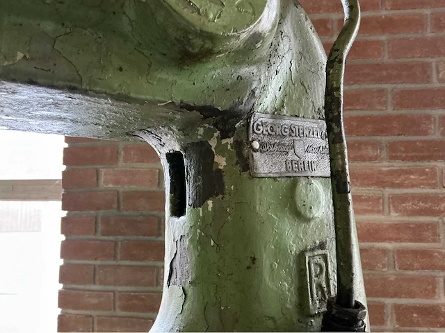 Gebr. reinhold gera, georg stenzel berlin kolomboormachine met machinebankklem - afbeelding 25 van  26