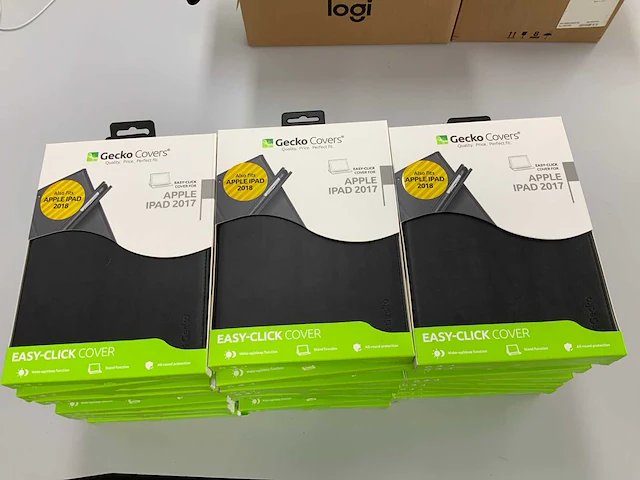 Gecko - easy-click cover black voor ipad 2017/2018 (30x) - afbeelding 1 van  5