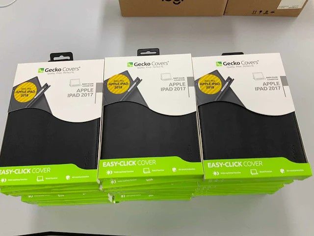 Gecko - easy-click cover black voor ipad 2017/2018 (30x) - afbeelding 2 van  5