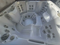 Gecko 6 persoons amerikaans jacuzzi en buitenspa - afbeelding 9 van  12