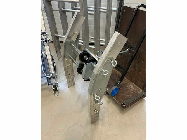 Geda - 2022 - standard 200 - ladderlift - afbeelding 8 van  8