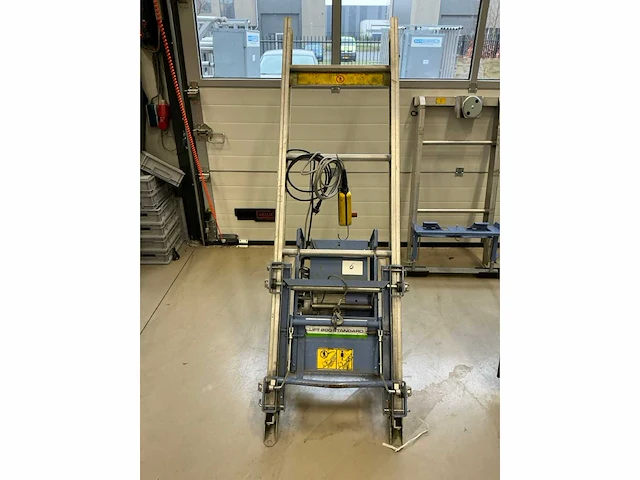 Geda - 2022 - standard 200 - ladderlift - afbeelding 4 van  10