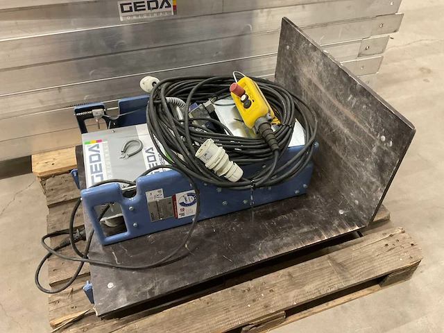 Geda - lift 250 comfort 14m - ladderlift - afbeelding 2 van  8