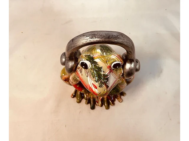 Gedecoreerd kikker sculptuur - afbeelding 4 van  4