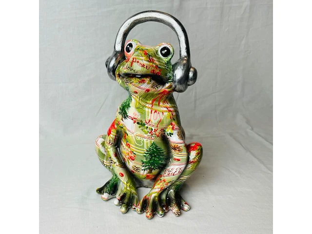 Gedecoreerd kikker sculptuur - afbeelding 1 van  5