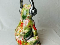 Gedecoreerd kikker sculptuur - afbeelding 3 van  5
