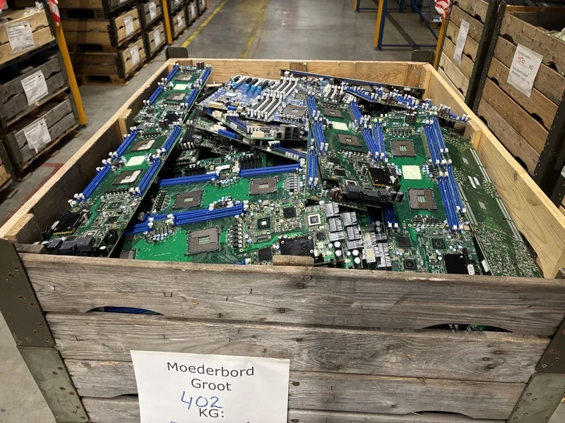 Gedemonteerde ict artikelen