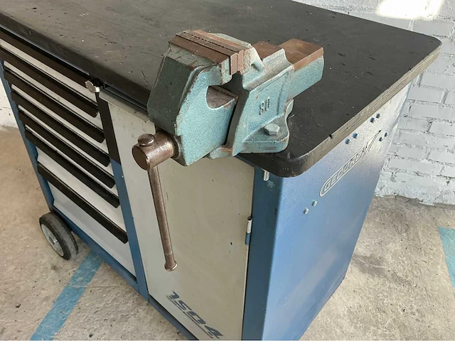Gedore 1504 werkbank met bankschroef en inhoud - afbeelding 3 van  20