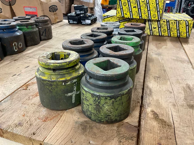 Gedore k37-70 slagmoerdopsleutel - afbeelding 1 van  3
