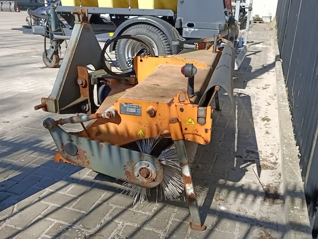 Gedragen borstelmachine, bema, kommunal 600 dual system 1850, 2012 - afbeelding 4 van  8