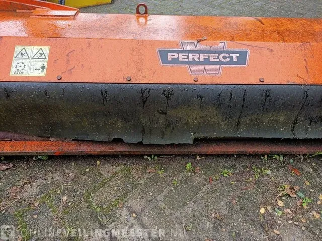 Gedragen klepelmaaier van wamel perfect, zf2-210, bouwjaar 2013 - afbeelding 2 van  11