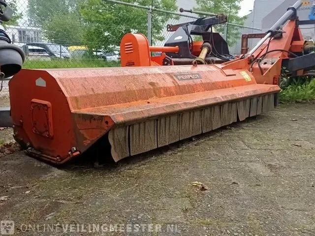 Gedragen klepelmaaier van wamel perfect, zf2-210, bouwjaar 2013 - afbeelding 1 van  11