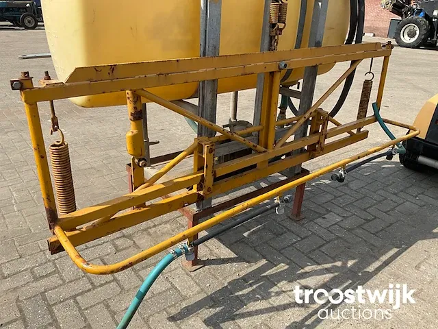 Gedragen veldspuit - afbeelding 3 van  6