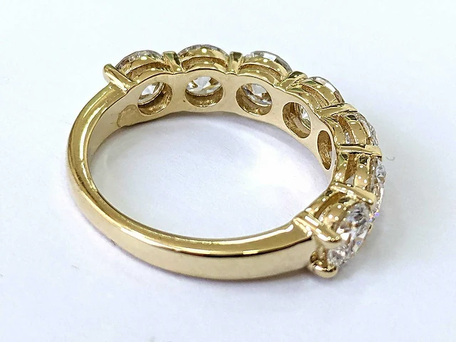 Geel gouden ring met 7 diamanten 3,01 crt. - afbeelding 7 van  8