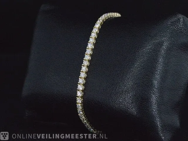 Geelgouden armband met briljant geslepen diamanten 4.17 carat - afbeelding 3 van  7