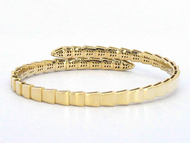 Geelgouden armband van slangen model met natuurlijke diamanten - afbeelding 9 van  11