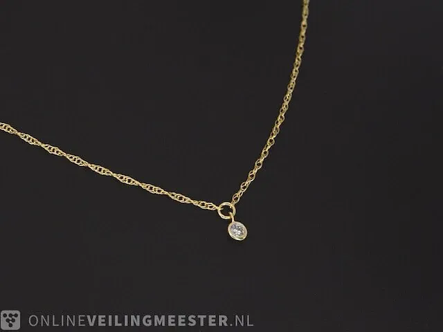 Geelgouden collier met diamant - afbeelding 1 van  7