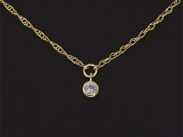 Geelgouden collier met diamant - afbeelding 4 van  8