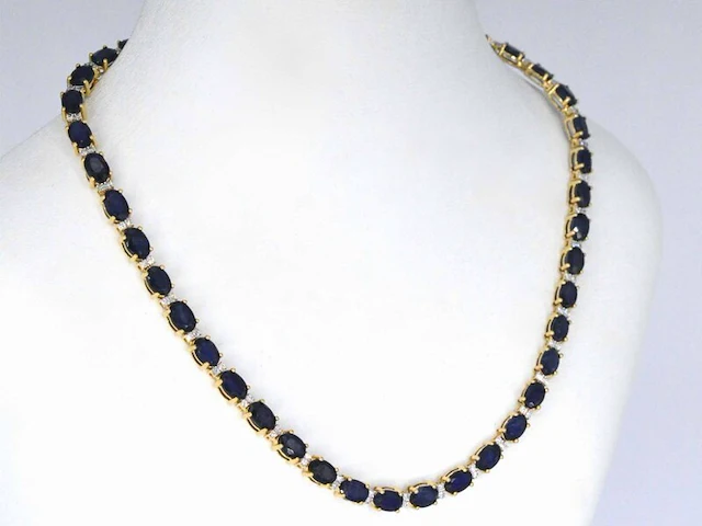 Geelgouden collier met diamanten en saffier - afbeelding 5 van  10