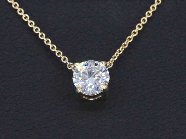 Geelgouden halsketting met een diamant van 0.50 carat - afbeelding 5 van  8