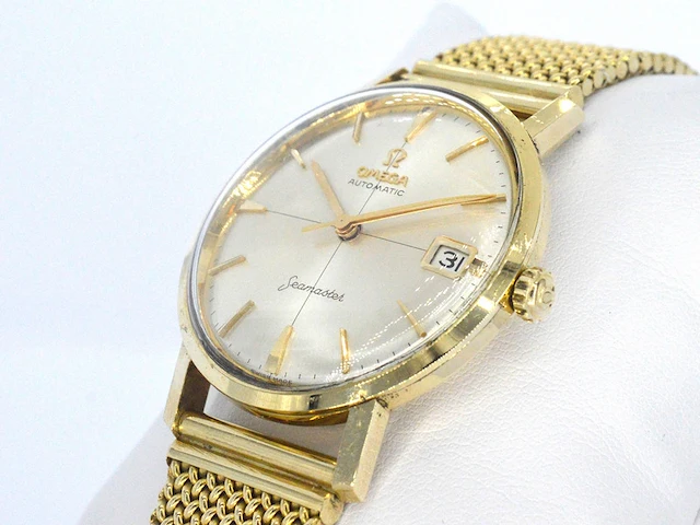 Geelgouden horloge met milanese band van het merk omega - afbeelding 11 van  12