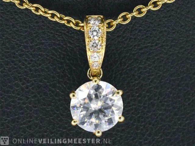 Geelgouden solitair hanger met een diamant 1.00 carat - afbeelding 1 van  7