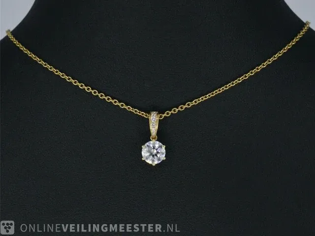 Geelgouden solitair hanger met een diamant 1.00 carat - afbeelding 2 van  7