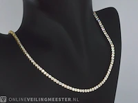 Geelgouden tenniscollier met 14.77 carat briljant geslepen diamant - afbeelding 3 van  7
