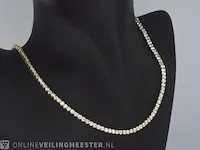Geelgouden tenniscollier met 14.77 carat briljant geslepen diamant - afbeelding 3 van  7