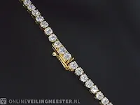 Geelgouden tenniscollier met 14.77 carat briljant geslepen diamant - afbeelding 5 van  7