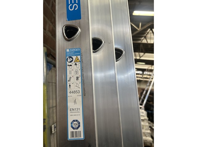 Gefelste opsteekladder 3-delig 3x12 sporten zarges, everest 3de 44853 - afbeelding 4 van  5