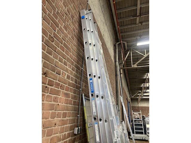 Gefelste opsteekladder 3-delig 3x12 sporten zarges, everest 3de 44853 - afbeelding 2 van  5