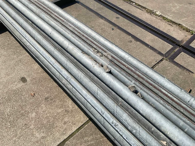 Gegalvaniseerde buis (290 mtr) - afbeelding 9 van  10