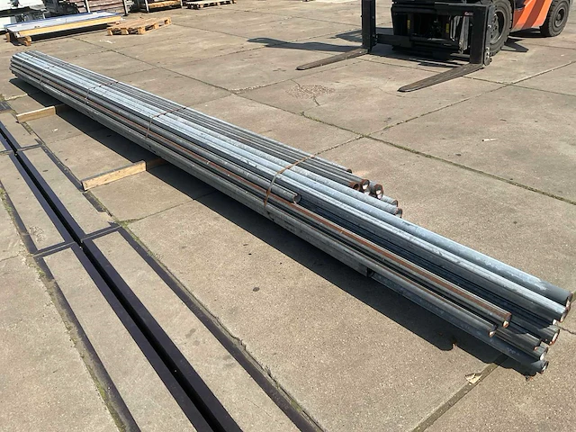 Gegalvaniseerde buis (306 mtr) - afbeelding 1 van  10
