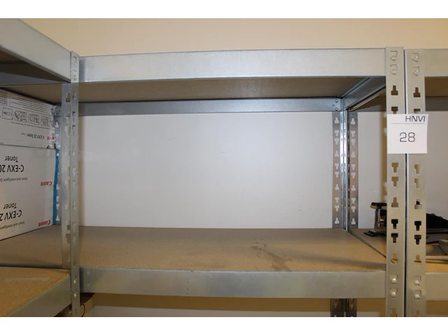 Gegalvaniseerde magazijnstelling 4-delig. afmeting per deel 92 x 46 cm. hoogte 180 cm. exclusief inhoud - afbeelding 3 van  5