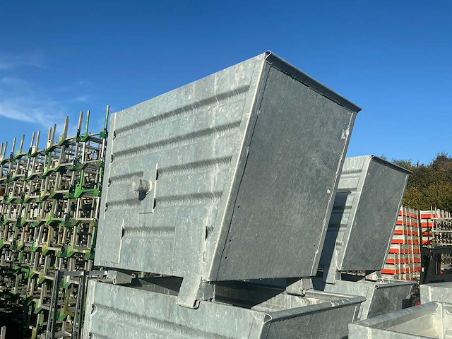 Gegalvaniseerde stapelbare kantelbak (5x) met traverse - afbeelding 9 van  14