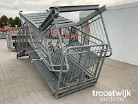 Gegalvaniseerde trap - afbeelding 1 van  6