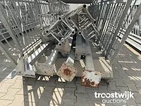 Gegalvaniseerde trap - afbeelding 5 van  8