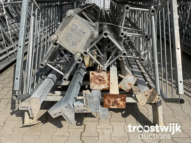 Gegalvaniseerde trap - afbeelding 8 van  8
