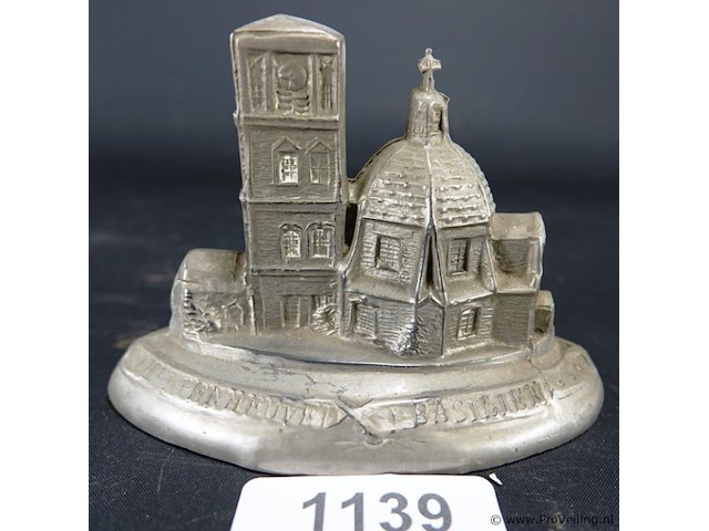 Gegoten basiliek - afbeelding 1 van  5