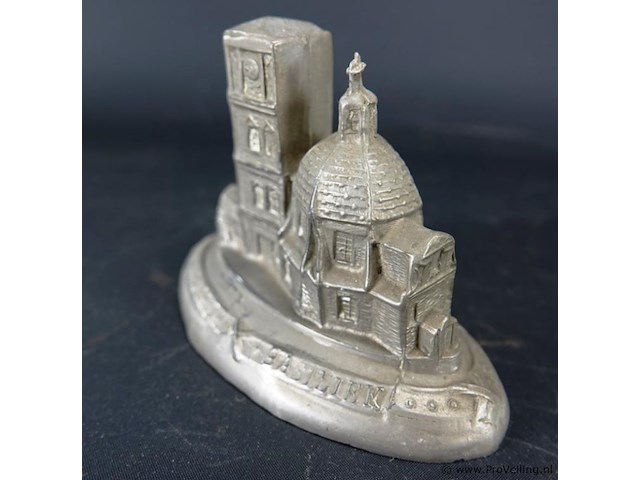 Gegoten basiliek - afbeelding 2 van  5