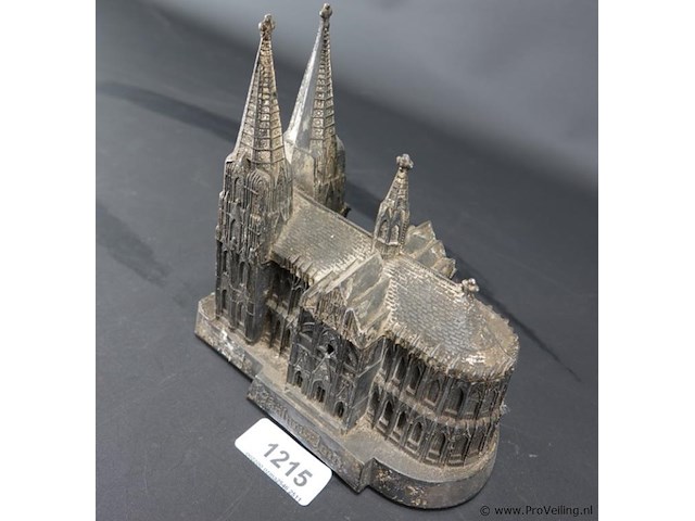 Gegoten kolnerdom als kist - afbeelding 2 van  5