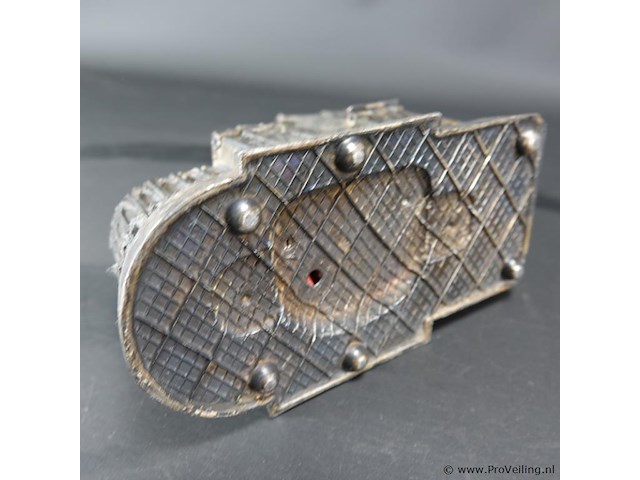 Gegoten kolnerdom als kist - afbeelding 4 van  5