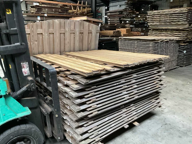 Geïmpregneerd vuren tuinscherm toog 180x180 cm (26x) - afbeelding 4 van  6