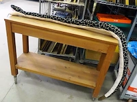 Geinige meer dan 2 meter lange pluchen slang schoon - afbeelding 5 van  5