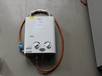 Geiser qlima portable gas water heater 1010. - afbeelding 1 van  2