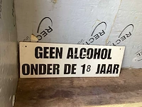 Geïsoleerde aanhangwagen - afbeelding 11 van  19