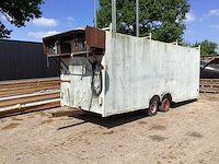 Geïsoleerde aanhangwagen - afbeelding 1 van  19