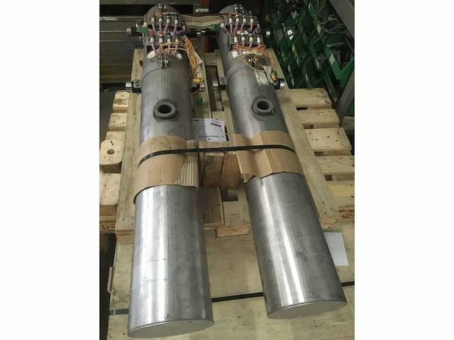 Geïsoleerde metalen smeltbuizen (2x) - afbeelding 2 van  3